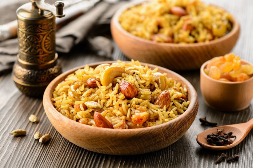 Пулао с изюмом и маслом гхи