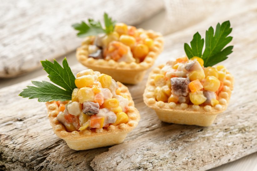 Тарталетки с сельдью